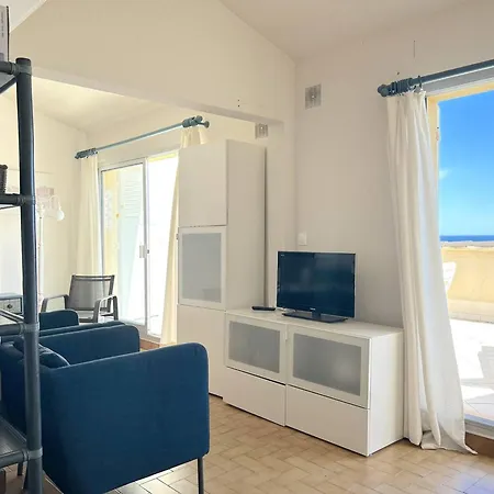 Le Lavandou, 3 Pièces, 8 Personnes - Fr-1-251-81