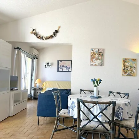 3 Pieces 6 Pers Avec Terrasse, Clim, Piscine Privee, Parking - Fr-1-251-81 Le Lavandou